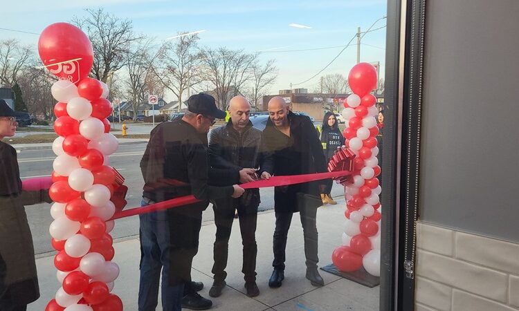  GC Burger Windsor: A Taste of Canadian Smash Burgers Across from Detroit